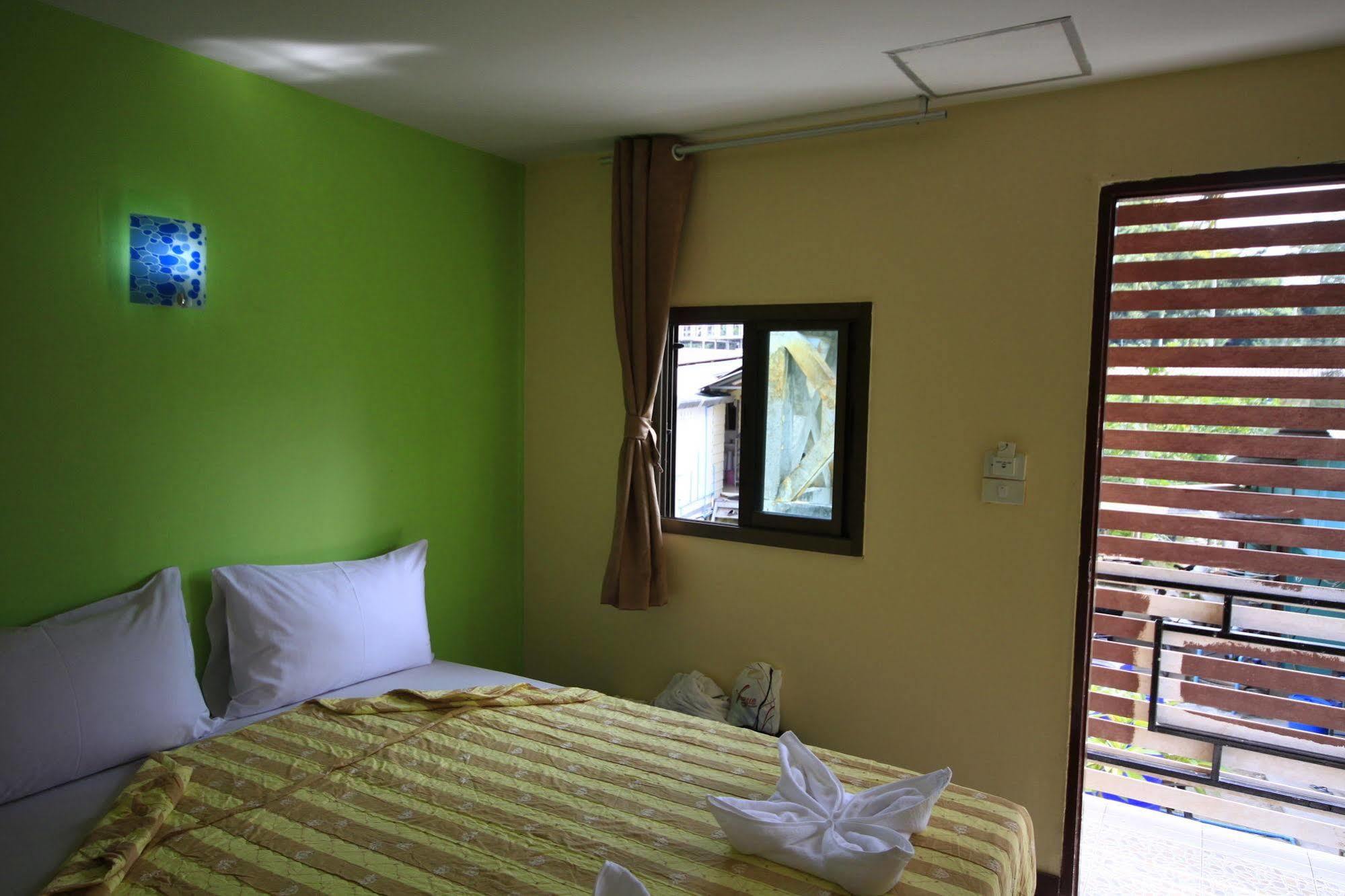 Ferienwohnung Pongpan House Phi Phi Exterior foto