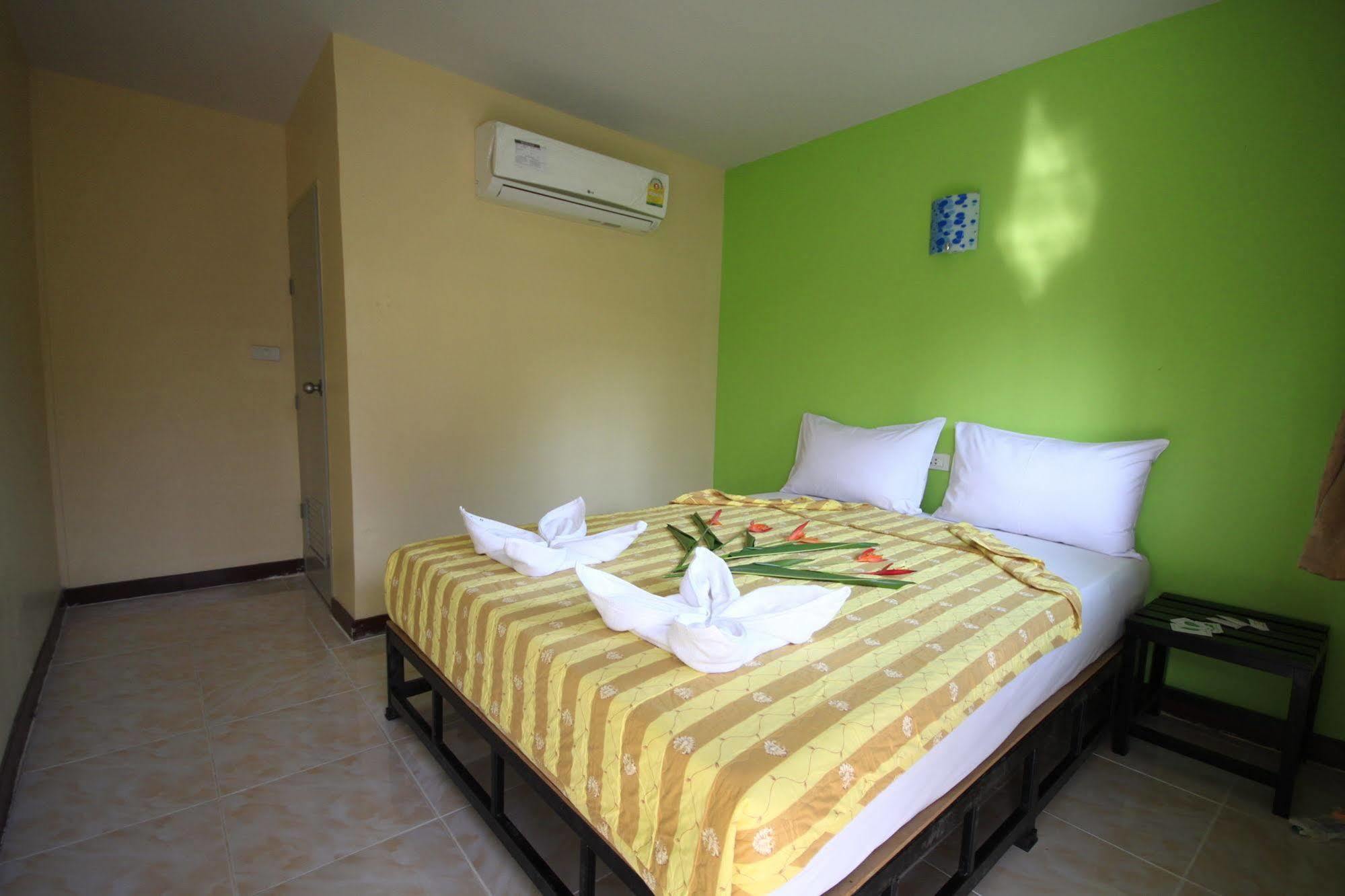 Ferienwohnung Pongpan House Phi Phi Exterior foto